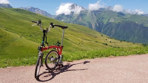 Brompton vs Dahon