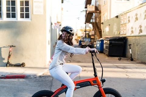 Staying Safe While Commuting on a Folding Bike